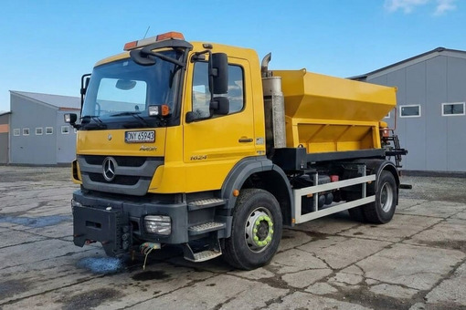Zdjęcie przedstawiające Piaskarka Mercedes AXOR 1824 4x2 Euro 5 + Schmidt Stratos II 6m3